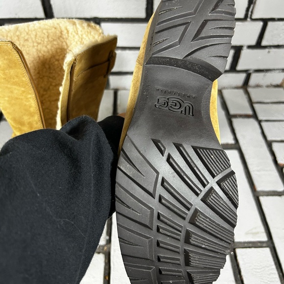 UGG Women's Madison 1912 Boots Size 10 - Picture 6 of 8